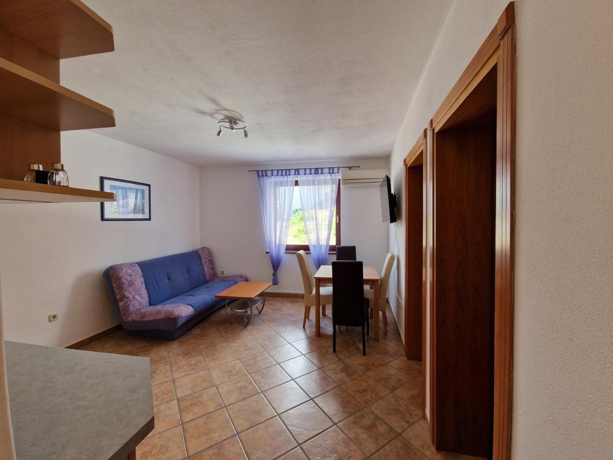Apartments Lacic 3 Crikvenica Exterior photo